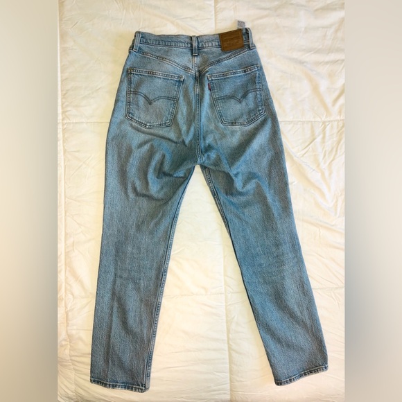 Levi’s Premium 70’s High Rise Straight Medium Wash Jeans - Picture 8 of 9